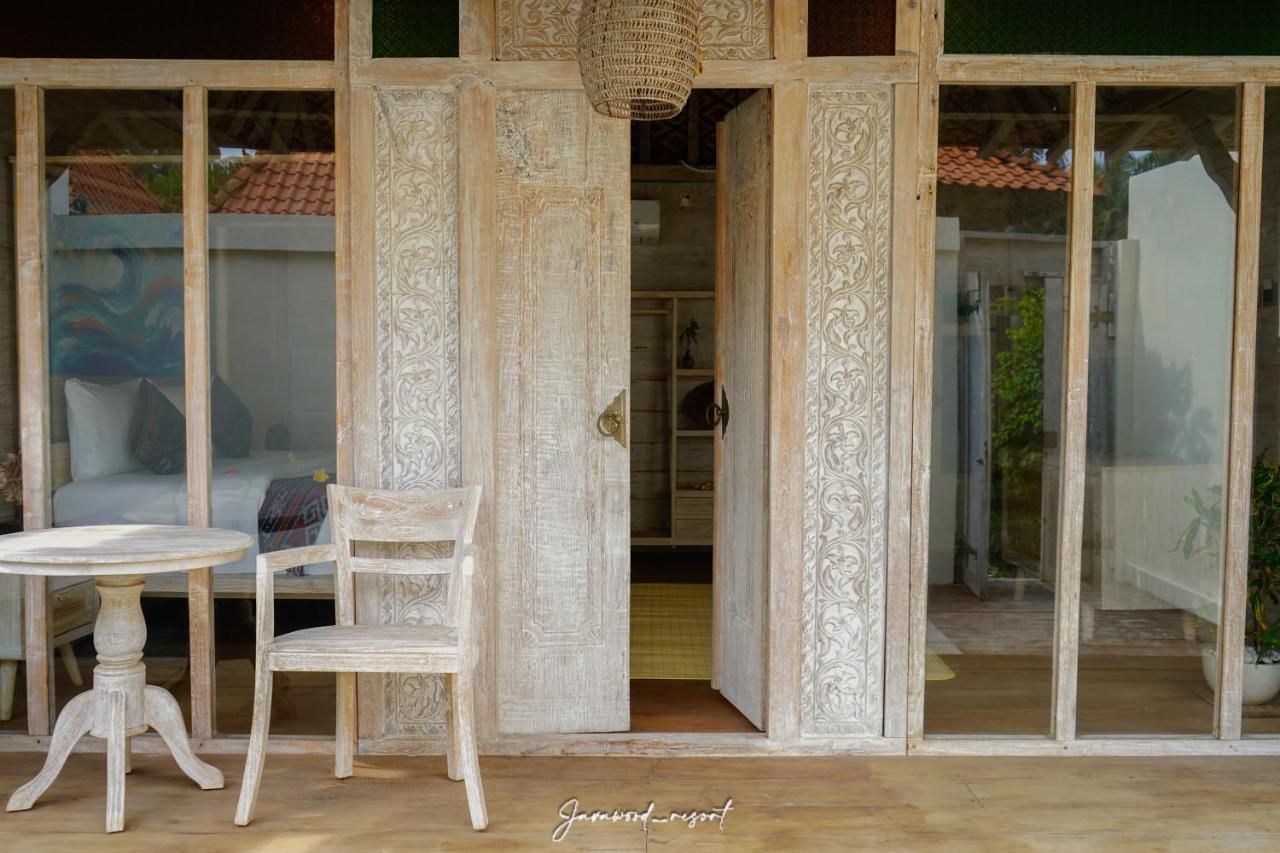 Java Wood Gili Trawangan Buitenkant foto